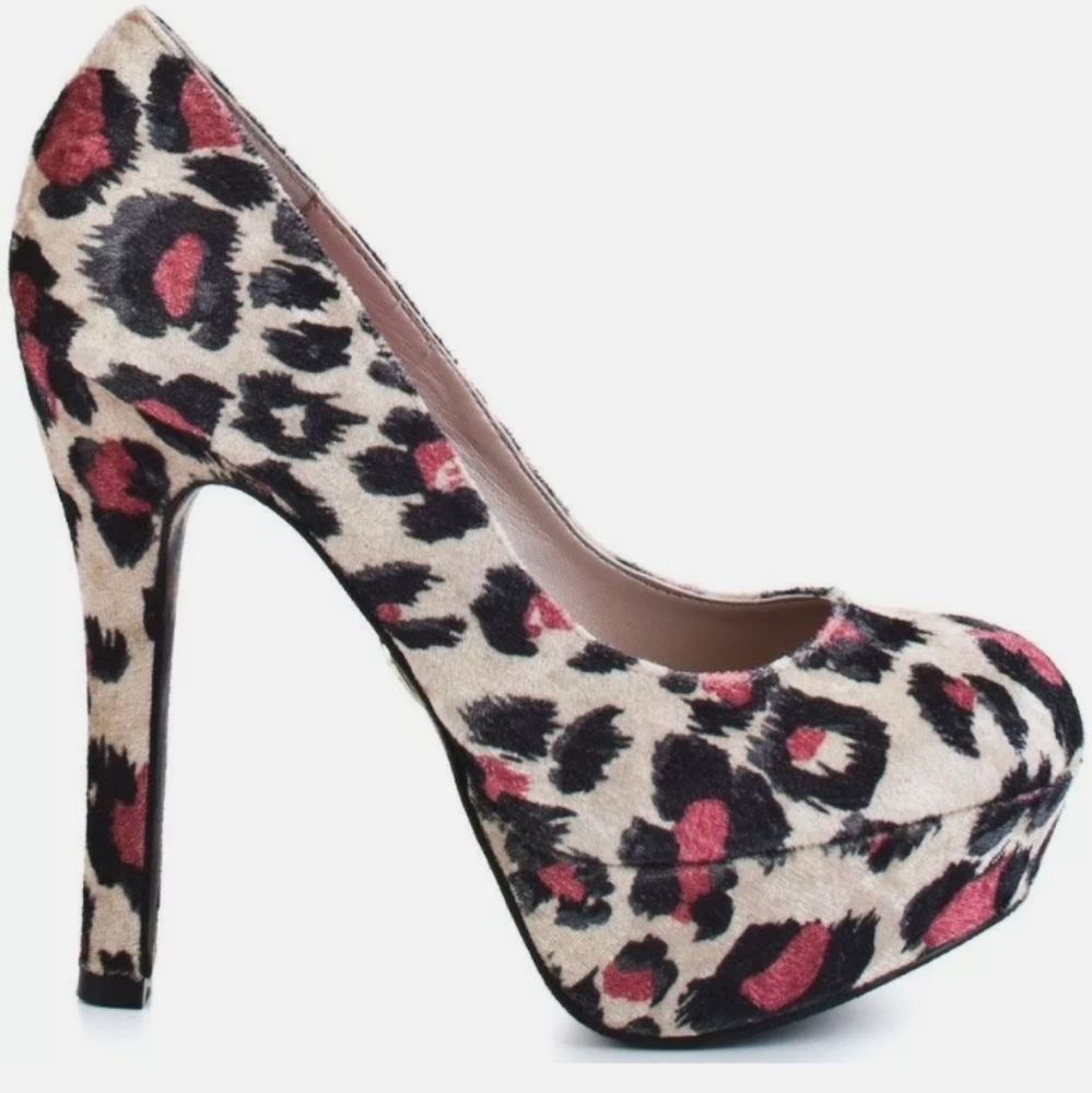 Betsy Johnson High heels